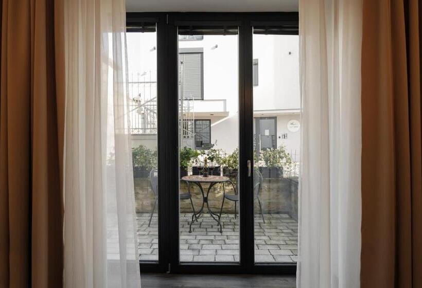 バルコニー付きスタンダードステューディオ, River Apartments