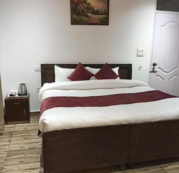 Deluxe-huone, Kasauli Times