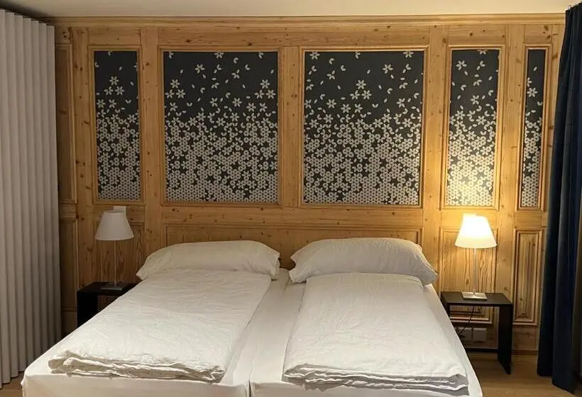 スタンダードスタジオ, Bellevue Hotel & Apartments