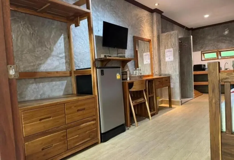 ファミリールーム, Araya Boutique