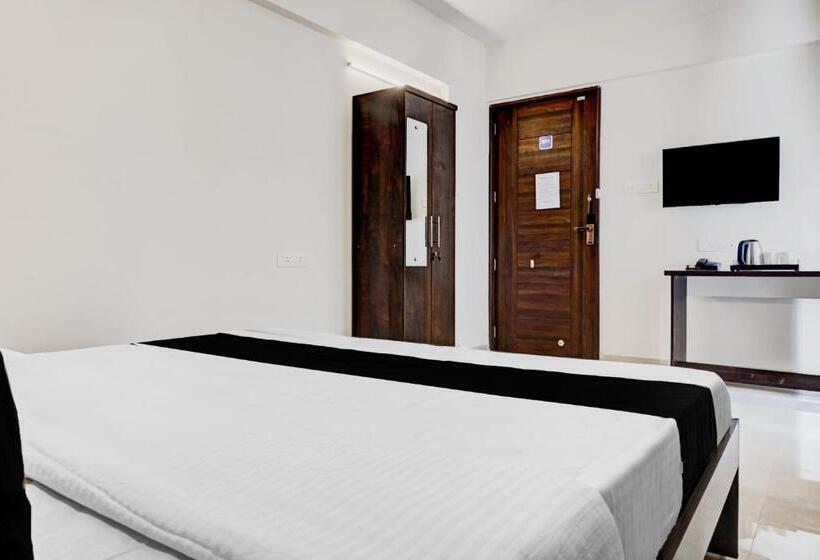 اتاق کلاسیک سه تخته, Fabexpress Balaji Comfort Home