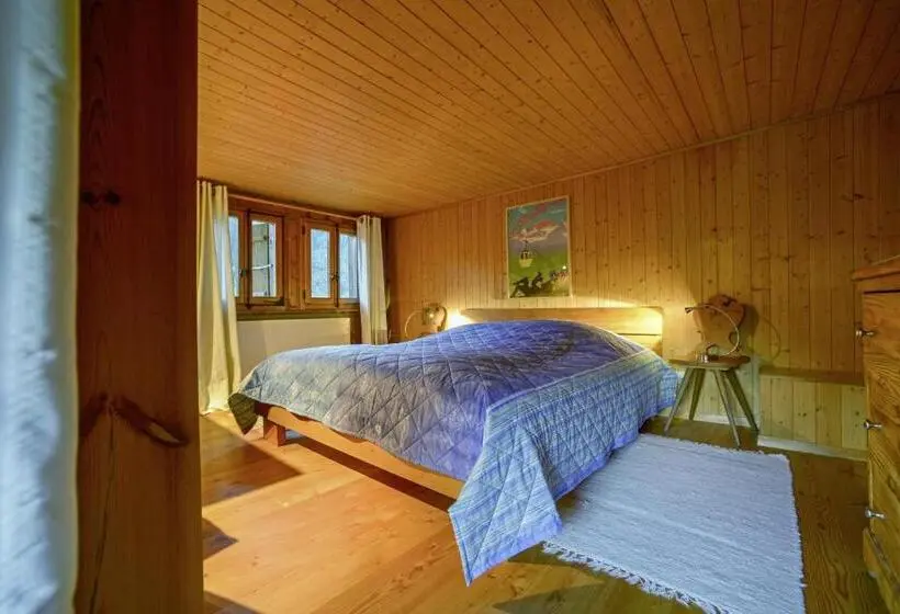 اتاق استاندارد با چشم‌انداز کوهستان, B&b Chalet La Croisée