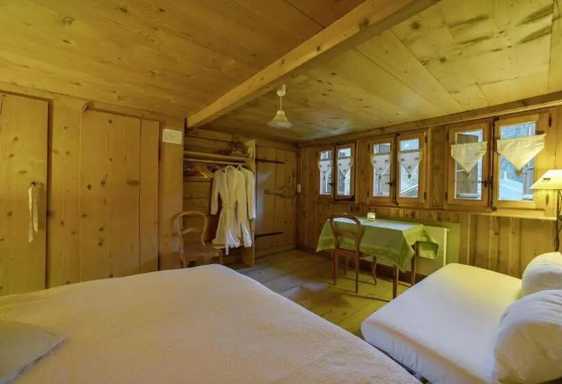 اتاق خانوادگی, B&b Chalet La Croisée