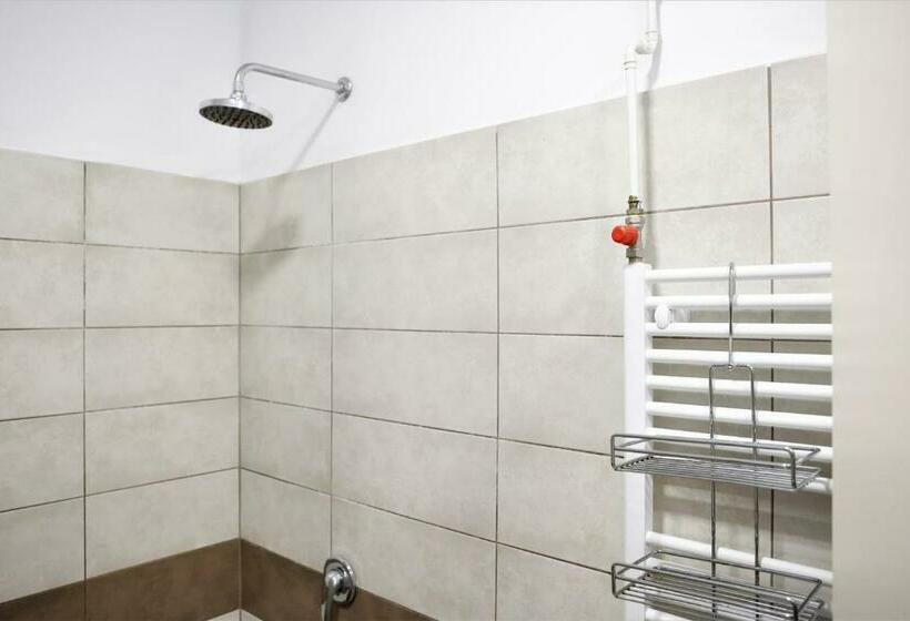 اتاق استاندارد یک نفره, Hostel Soline