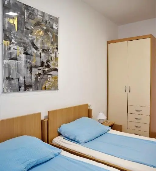 اتاق استاندارد, Hostel Soline