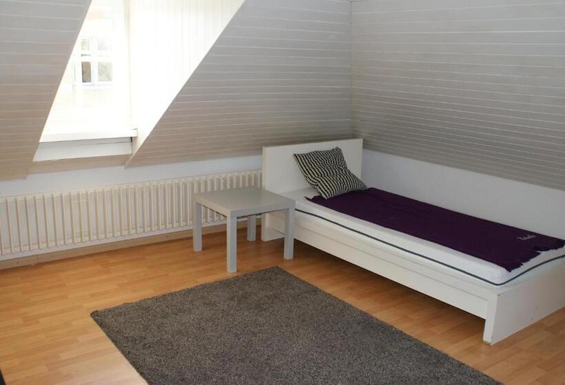 エコノミーシングルルーム, Kränzlin