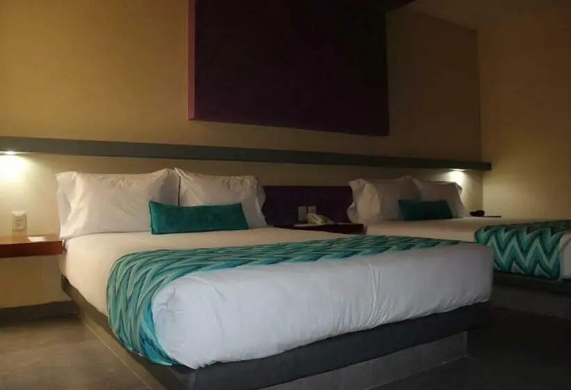 ジュニアスイート, Orizaba Inn