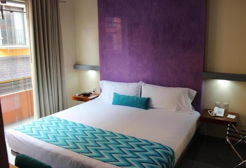 キングサイズベッドのスーペリアルーム, Orizaba Inn