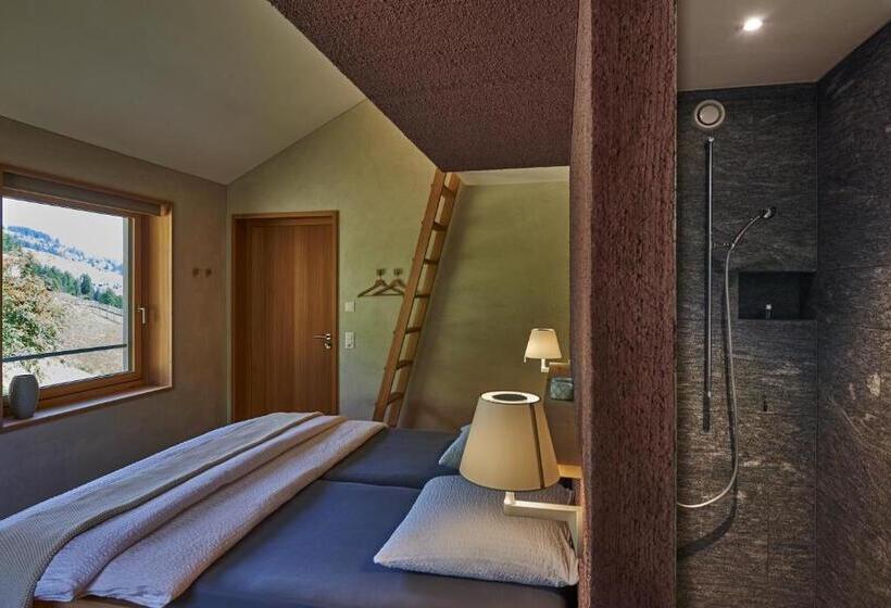 غرفة عائلية, Pension Laresch