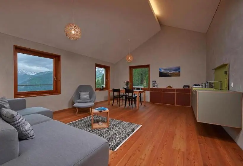 Apartament 1 Dormitori amb Vistes, Pension Laresch
