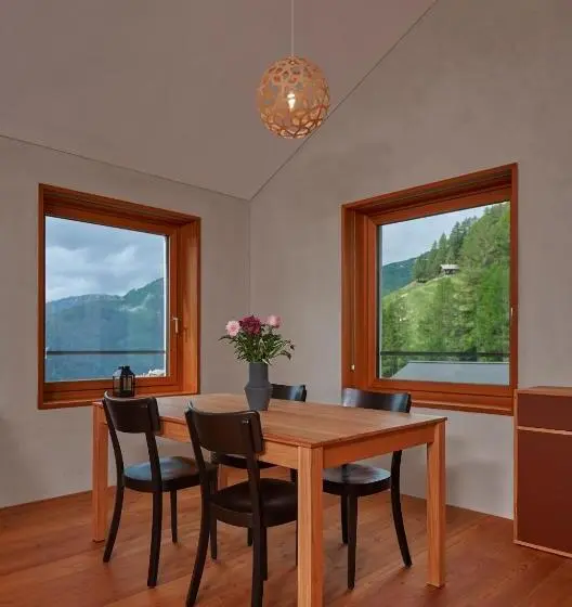 Apartament 1 Dormitori amb Vistes, Pension Laresch