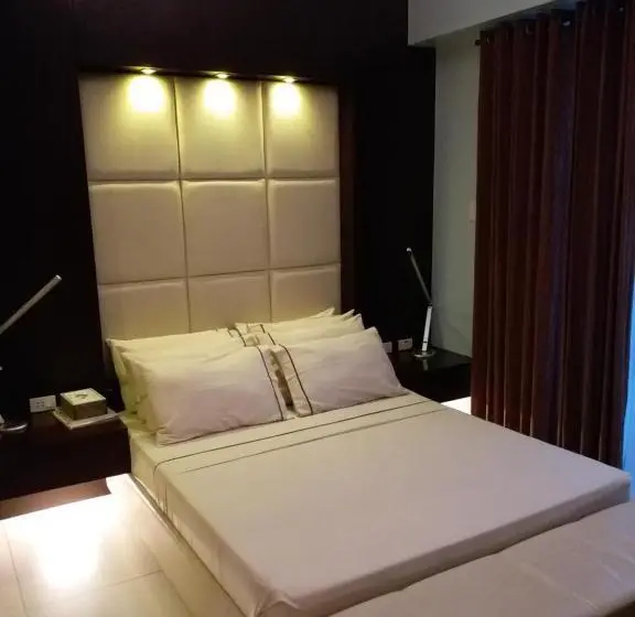 ファミリールーム, Luxurious Family Room Pico De Loro