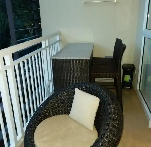 ファミリールーム, Luxurious Family Room Pico De Loro