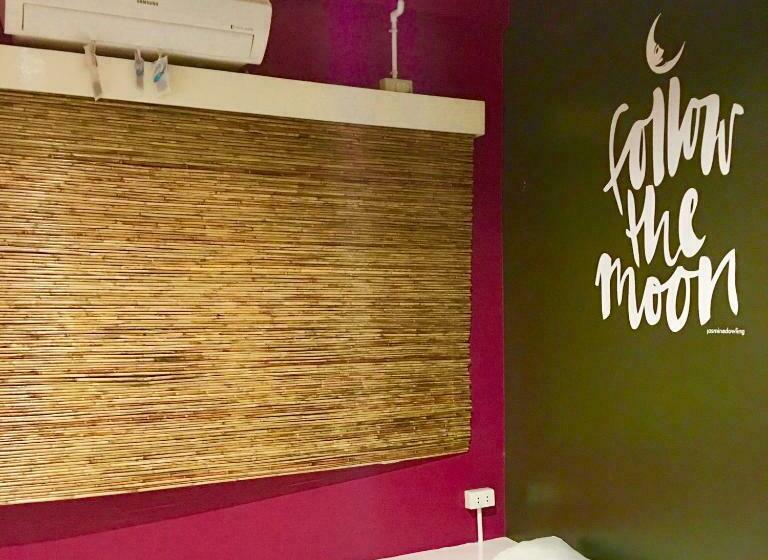 エコノミールーム, Moon Fools Hostel