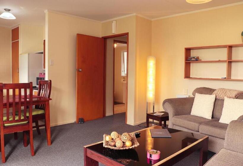 דירת חדר בקומת קרקע, Al Louise Accommodation