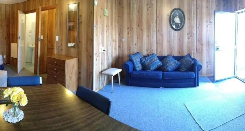 Perhesviitti, Owaka Lodge Motel