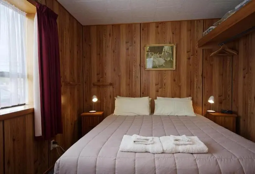 Perhesviitti, Owaka Lodge Motel