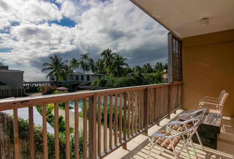 ویلای 2 خوابه, Reef Beach Resort