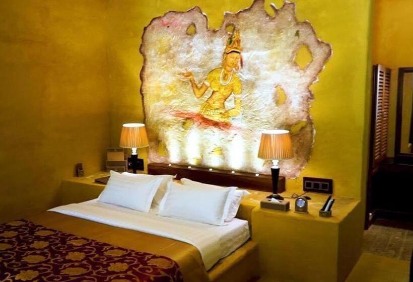 Номер Стандарт Вид на Бассейн, Aswadduma