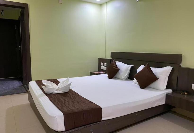 اتاق استاندارد, Goroomgo Deep Ganga Inn Puri Sea View Room   Luxury Room With Lift And Parking Faciltiies   Mostly R
