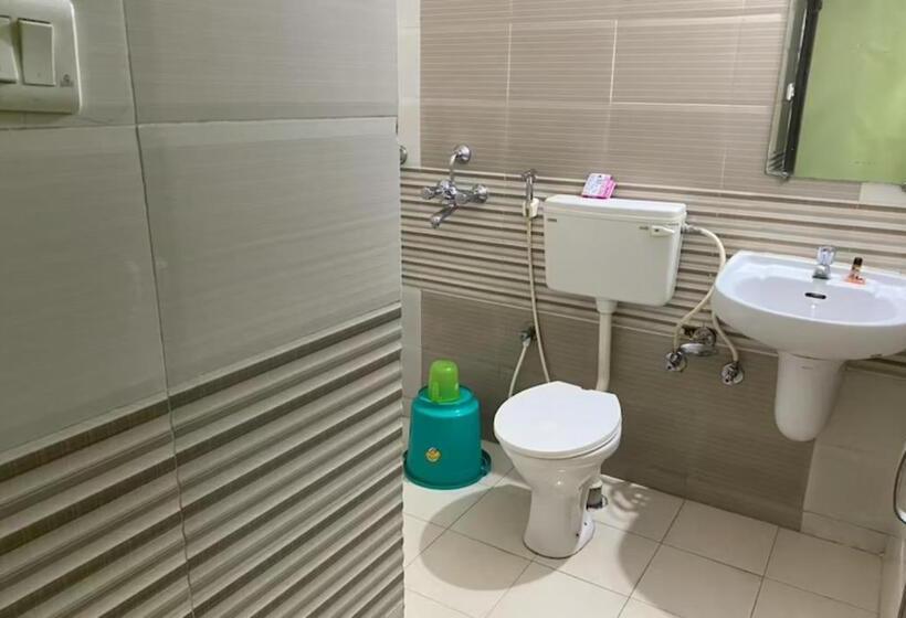 اتاق استاندارد, Goroomgo Deep Ganga Inn Puri Sea View Room   Luxury Room With Lift And Parking Faciltiies   Mostly R