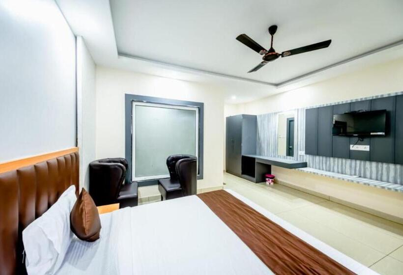 Standard-huone, Goroomgo Shree Gajanana Puri Near Sea Beach Prime Location With Spacious Room Lift And Parking F