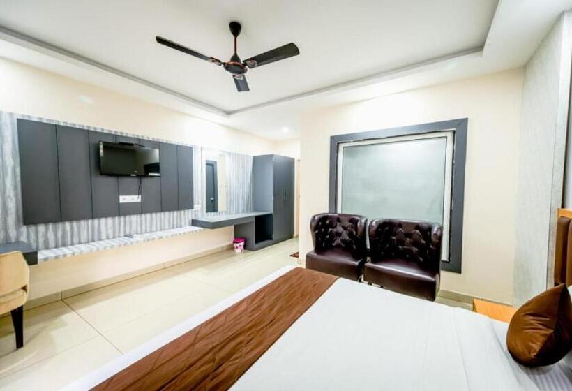 Standard-huone, Goroomgo Shree Gajanana Puri Near Sea Beach Prime Location With Spacious Room Lift And Parking F