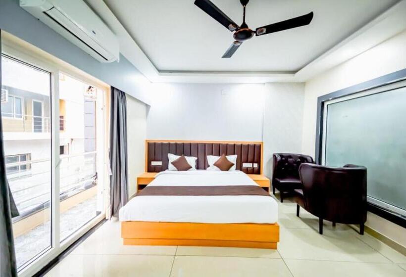 Deluxe-huone, Goroomgo Shree Gajanana Puri Near Sea Beach Prime Location With Spacious Room Lift And Parking F
