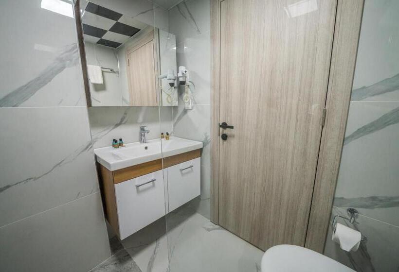 غرفة ديلوكس, Point Beach