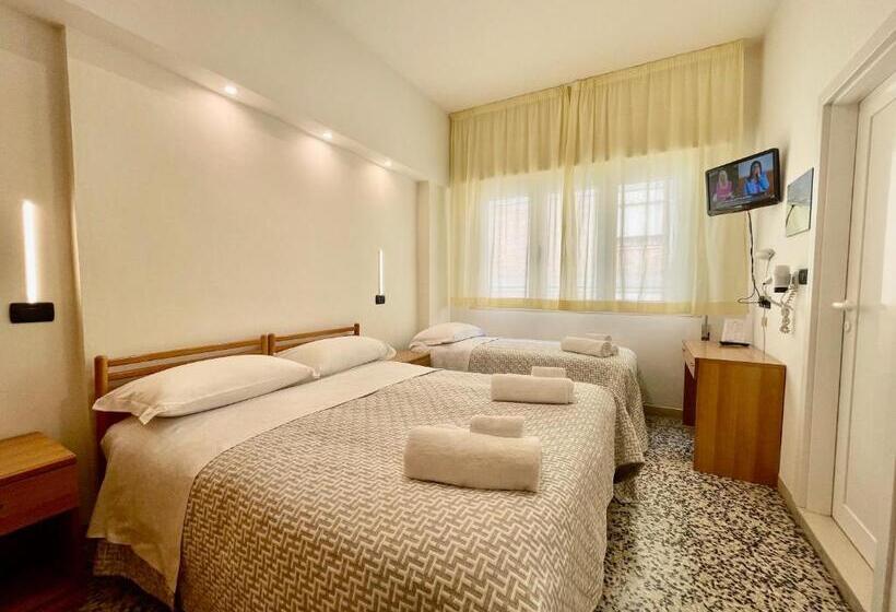 Triple Room Sea View, Altamarea Cesenatico