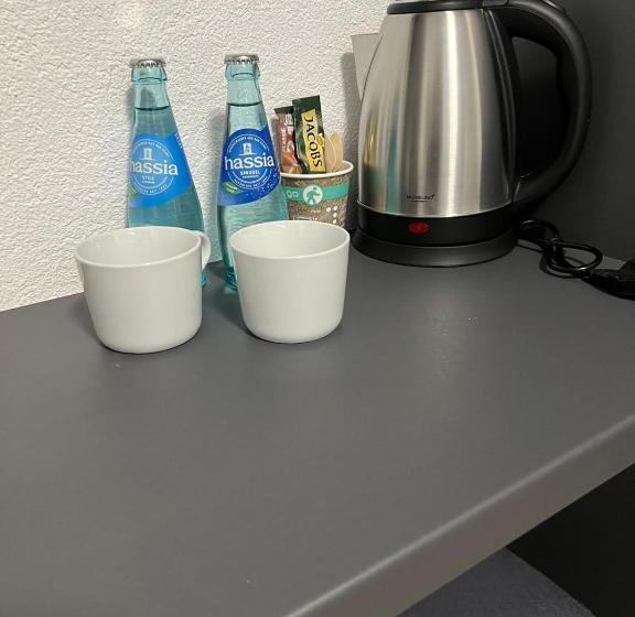 패밀리 룸, Dido Diamond