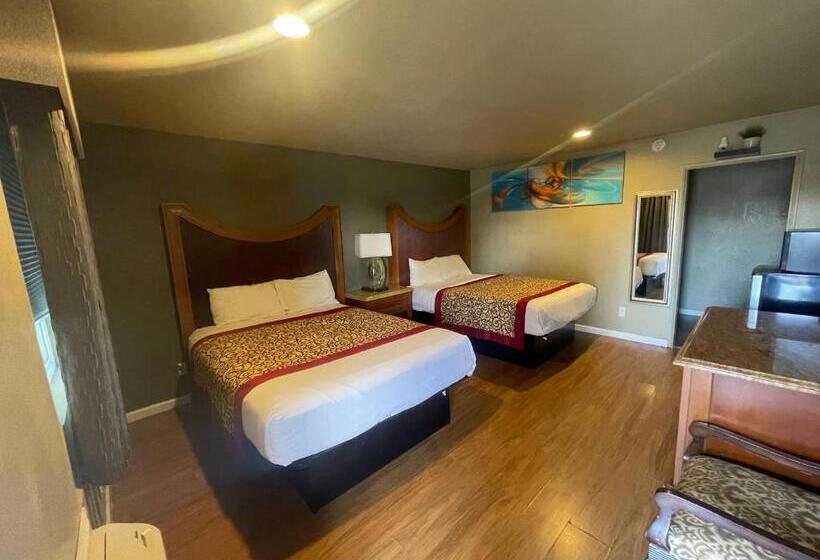 Pokój Deluxe, The Inn On 66