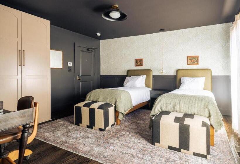 اتاق استاندارد, The Madison