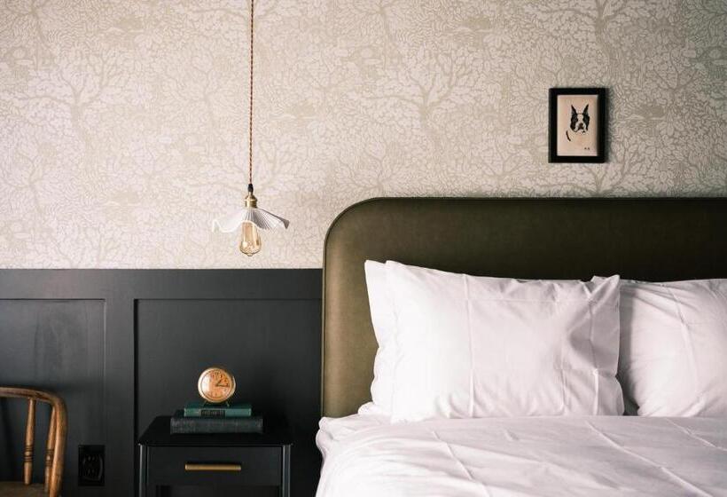 اتاق استاندارد با تخت بزرگ, The Madison