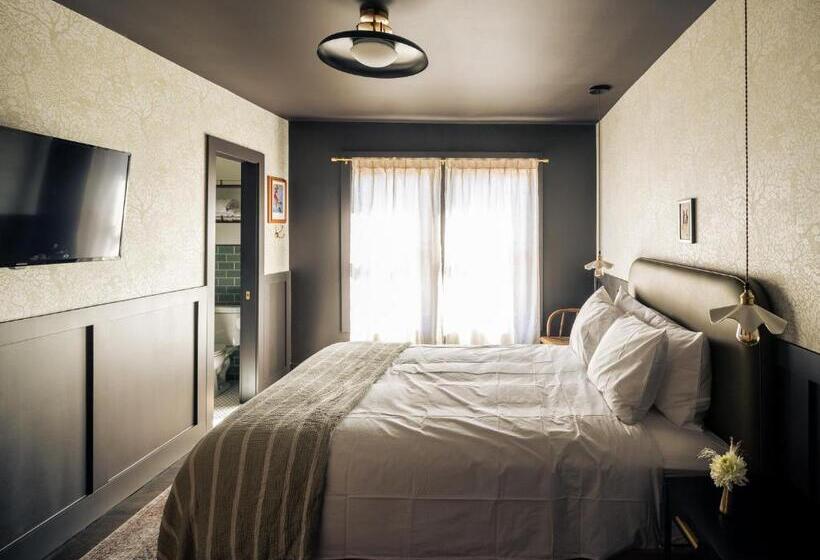 اتاق استاندارد با تخت بزرگ, The Madison