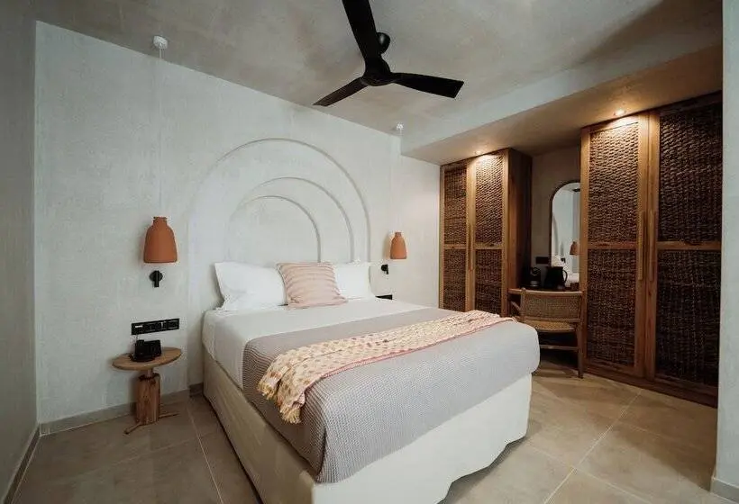 デラックストリプルルーム, Kalani Residence