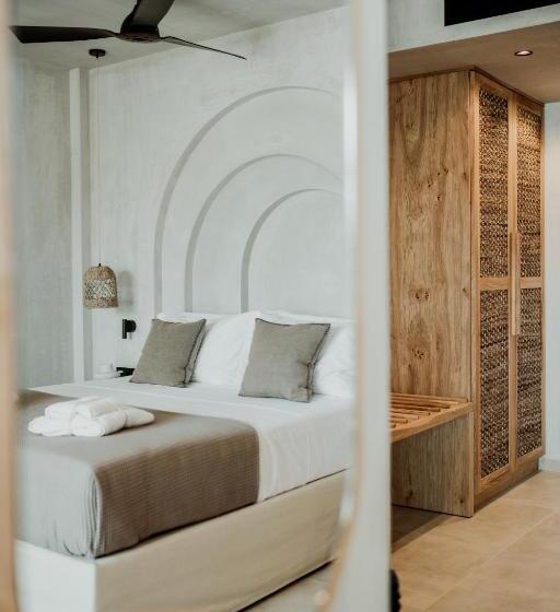 جناح جونيور مطلّ علي البحر, Kalani Residence