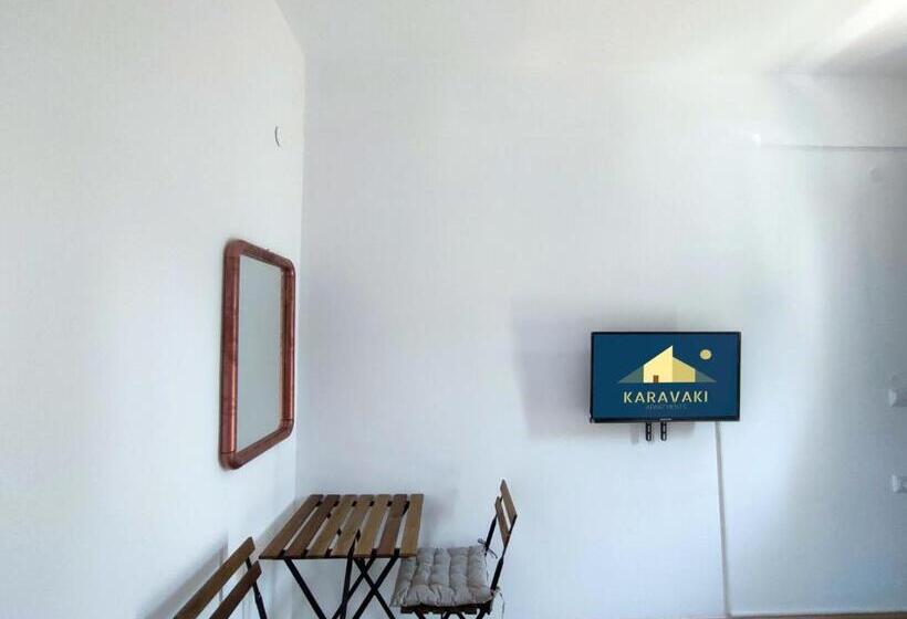 اتاق ساده سه‌ نفره, Karavaki Apartments