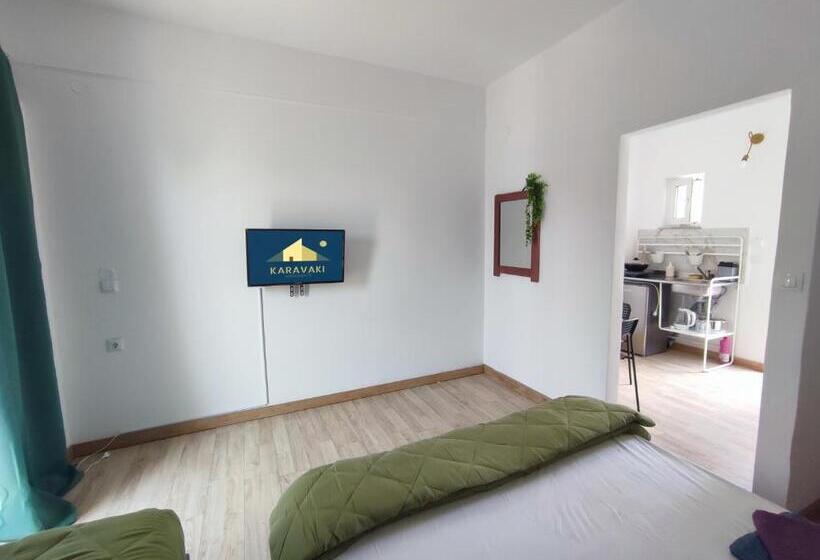 اتاق کلاسیک سه تخته, Karavaki Apartments