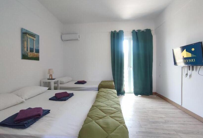 اتاق کلاسیک سه تخته, Karavaki Apartments