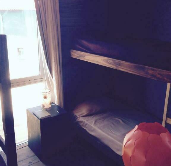 اتاق استاندارد چهار تخته, Hostel Vente Al Diablo