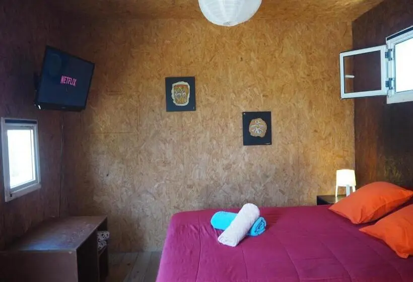 اتاق اجرایی, Hostel Vente Al Diablo