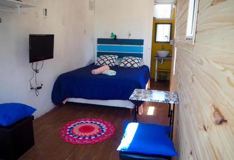 اتاق لوکس, Hostel Vente Al Diablo