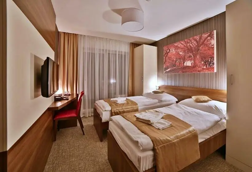 Standard-huone, Alexander