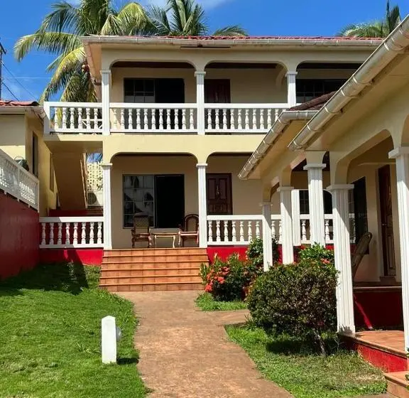 デラックスルーム, Casa Canada