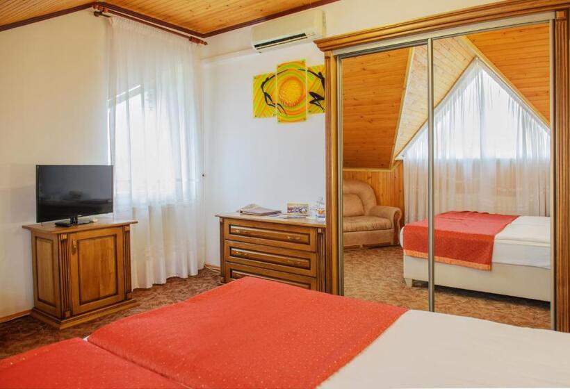 اتاق استاندارد, Dianna