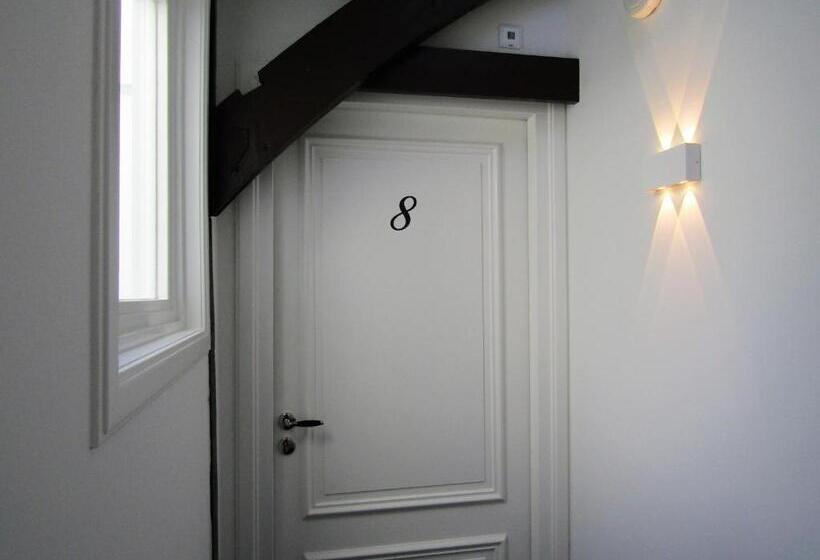 デラックススイート, Herberg Welgelegen