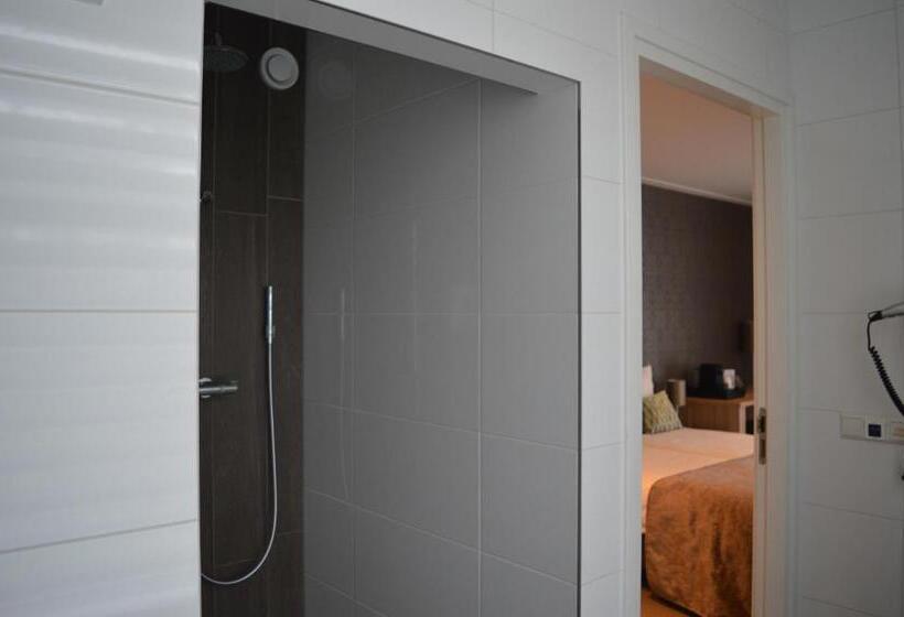 デラックスルーム, Herberg Welgelegen