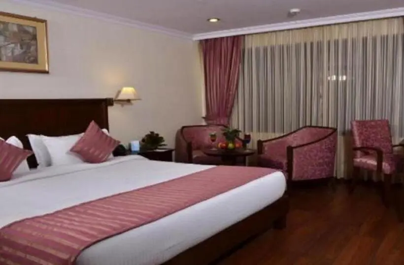 プレジデントスイートルーム, Le Lac Sarovar Portico Ranchi