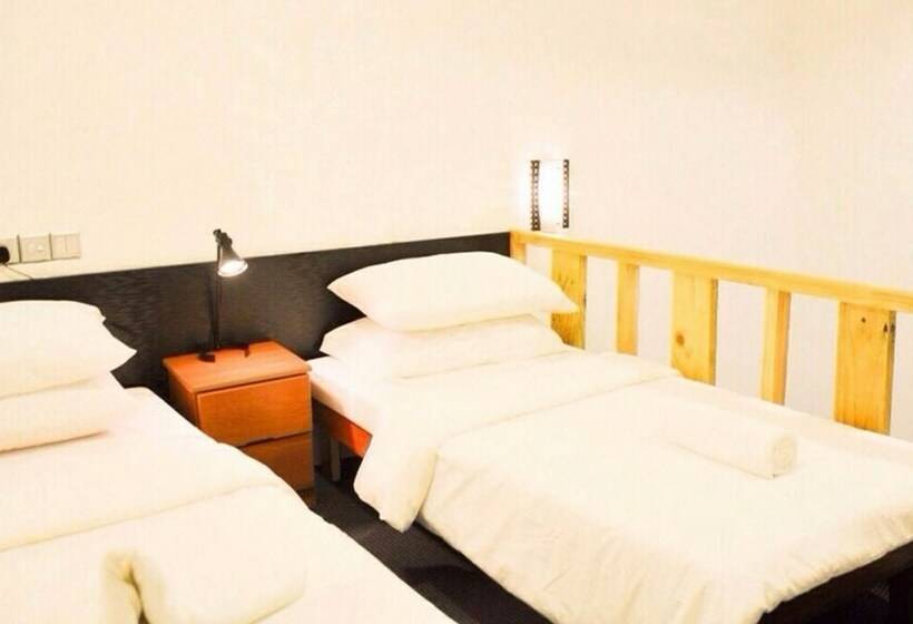 اتاق لوکس, Madagali Inn